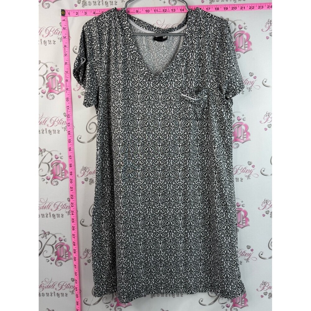 Tahari dress pocket paisley Black and White Patterned Short Sleeve V-Neck Dress